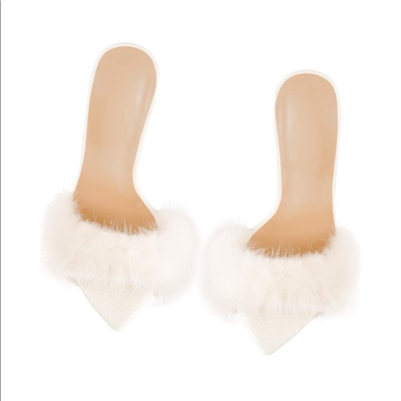 Clueless Slip-on Heels - Picture 3 of 6